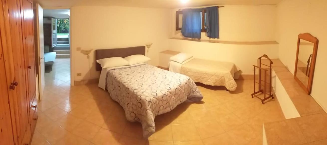 Garden Basement - Seminterrato Max 4 Ospiti - Fiumicino Vicino Aeroporto E Fiera Daire Dış mekan fotoğraf